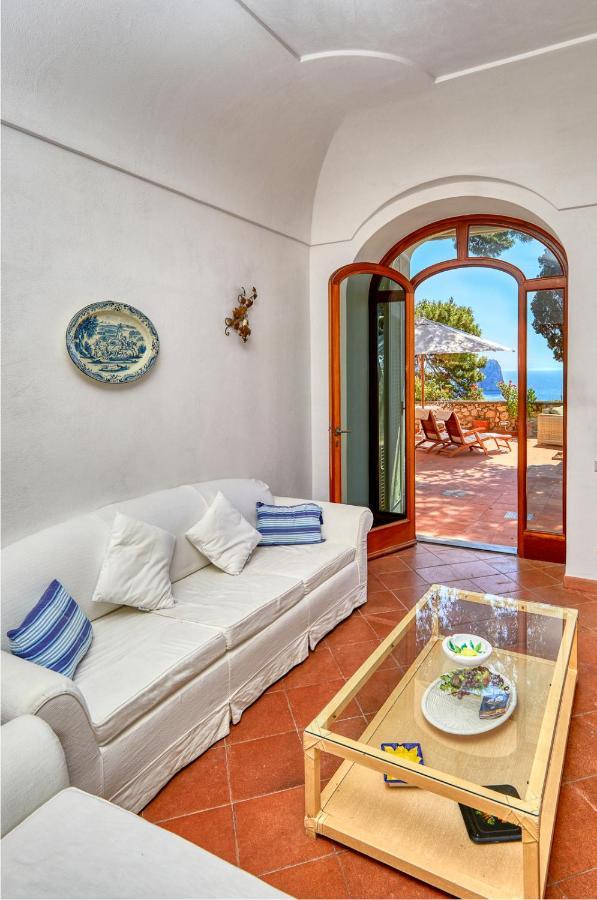 Suite Casa Mia กาปรี ภายนอก รูปภาพ