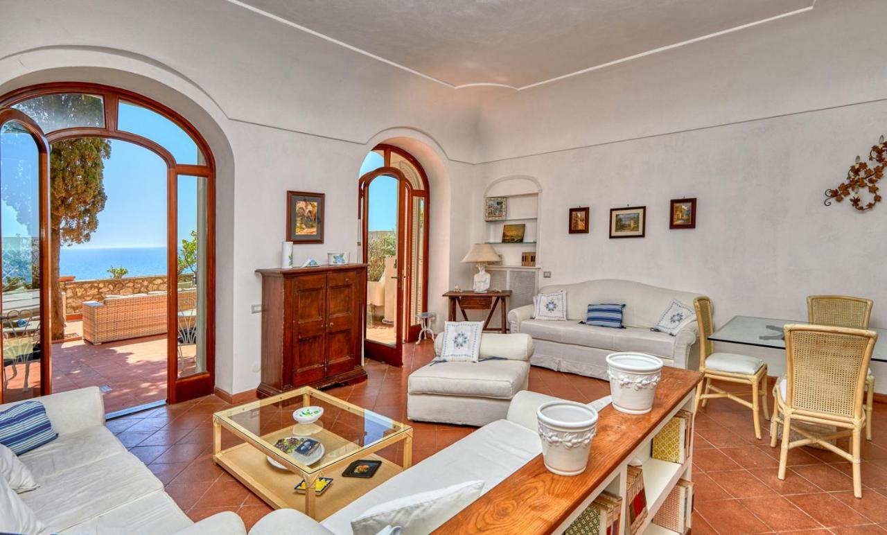 Suite Casa Mia กาปรี ภายนอก รูปภาพ