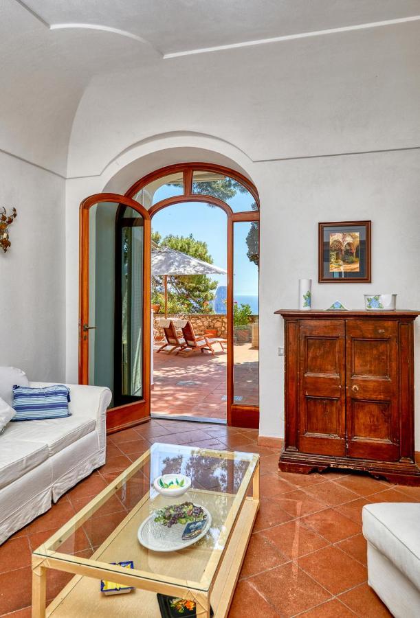 Suite Casa Mia กาปรี ภายนอก รูปภาพ